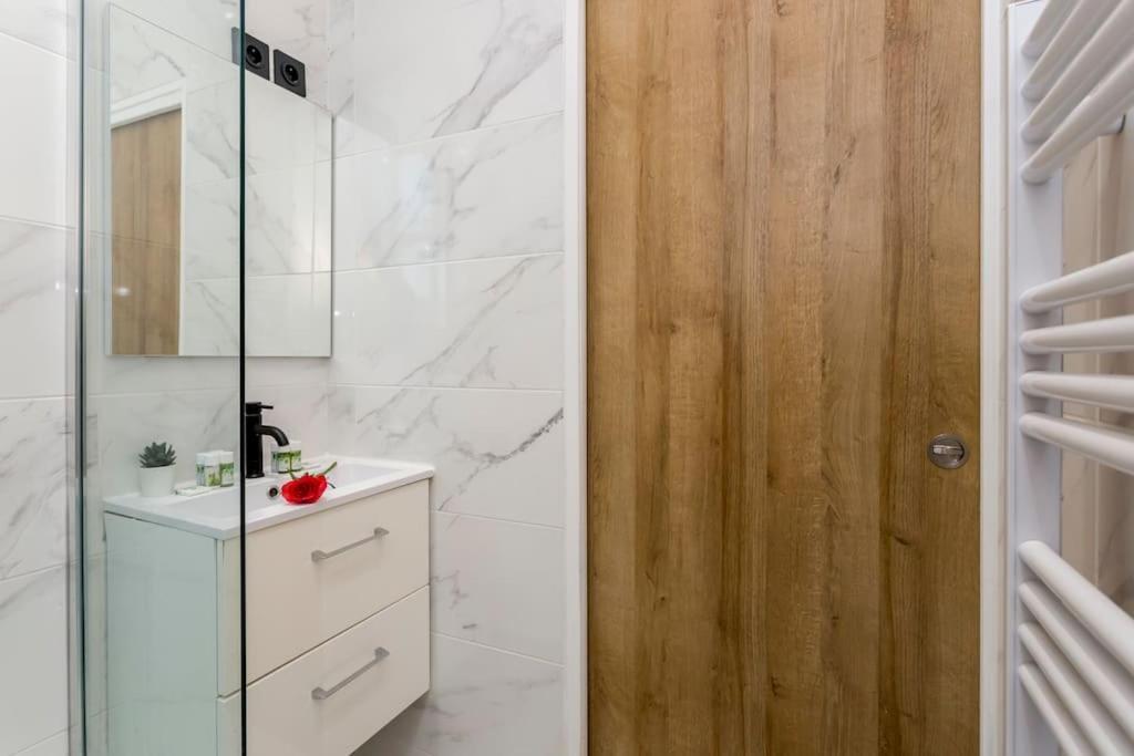 Paris, Tour Eiffel, Champs Elysees * Paris