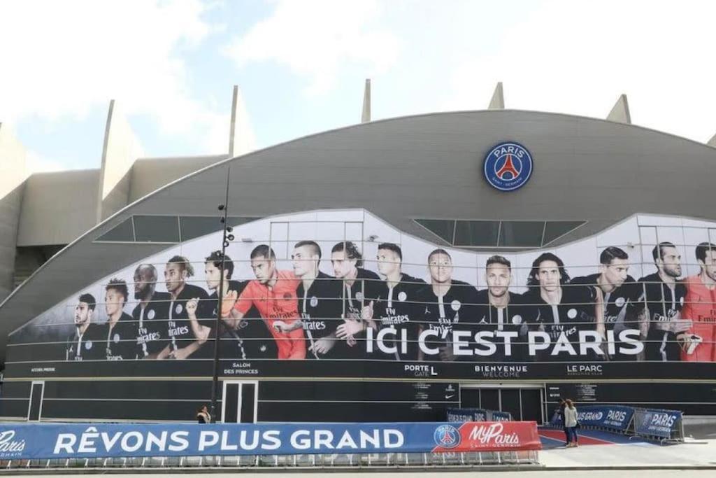 Apartment Paris, Tour Eiffel, Champs Elysees *