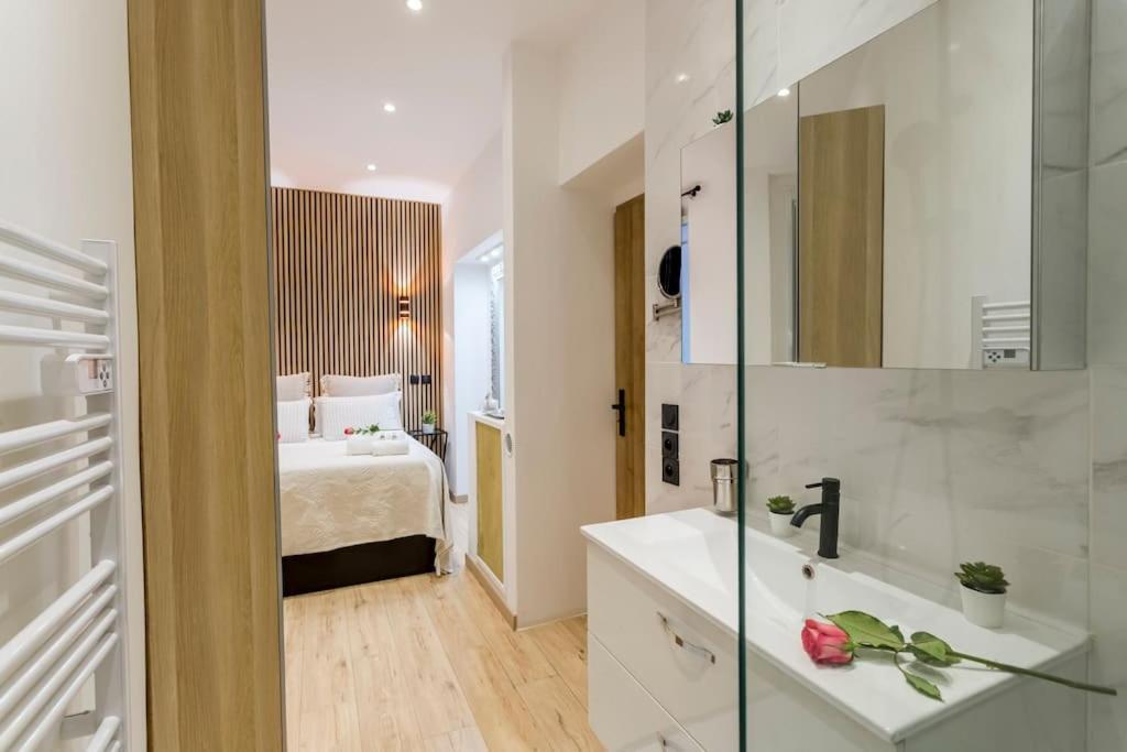 Paris, Tour Eiffel, Champs Elysees